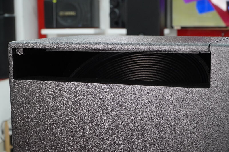 Loa sub hơi RCF Acustica S 8015LP (bass 40, SX: Italy)