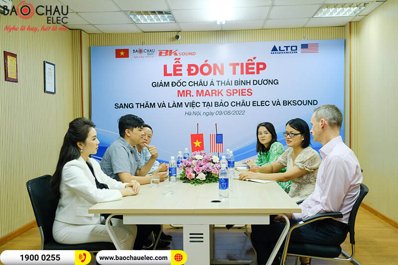 Giám Đốc Alto Professional khu vực Châu Á Thái Bình Dương Mr Mark Spies sang thăm và làm việc cùng BKsound