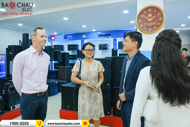 Giám Đốc Alto Professional khu vực Châu Á Thái Bình Dương Mr Mark Spies sang thăm và làm việc cùng BKsound