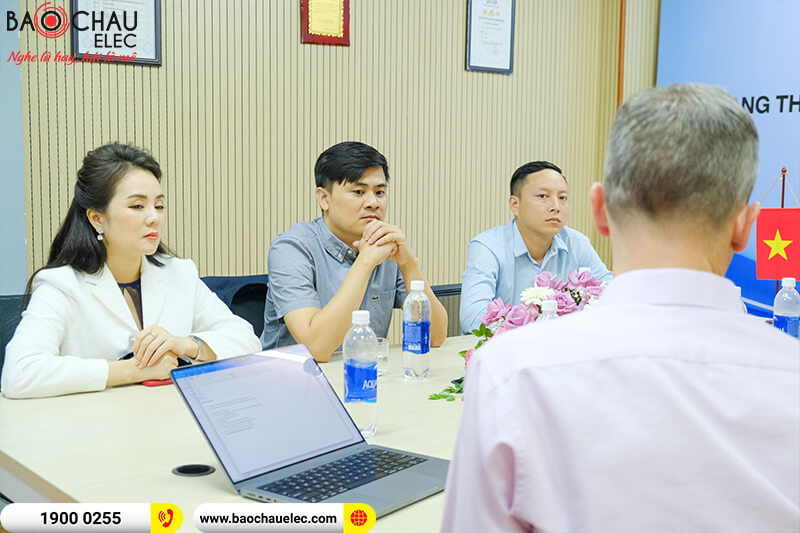 Giám Đốc Alto Professional khu vực Châu Á Thái Bình Dương Mr Mark Spies sang thăm và làm việc cùng BKsound