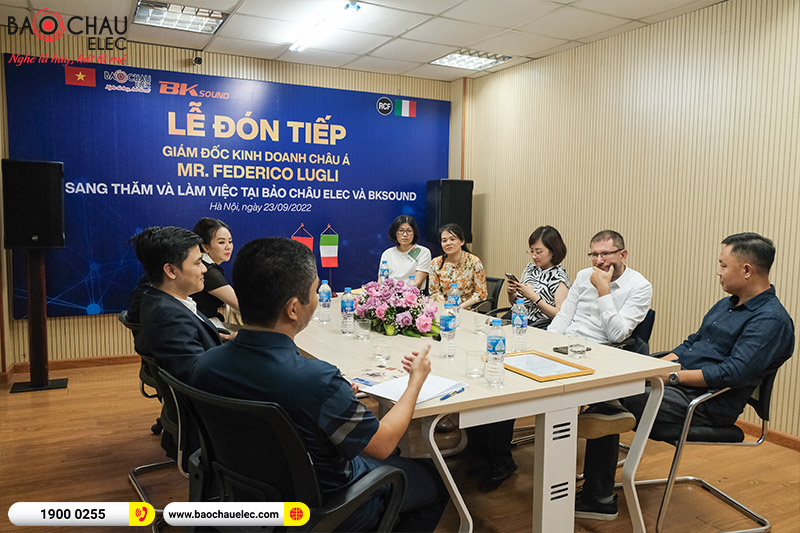 Giám đốc RCF khu vực Châu Á Mr. Federico Lugli sang thăm và làm việc cùng BKSound